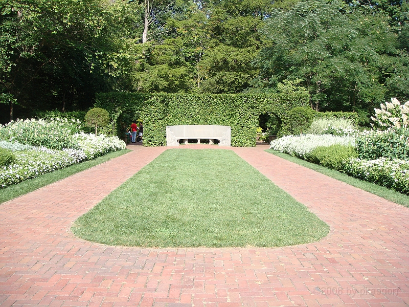 215 Longwood Gardens [2008 August 23].JPG - Longwood Gardens in Pennsylvania
